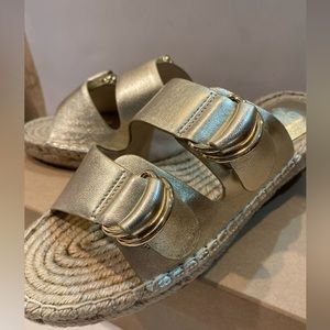 New in Box Joie Gold Slide Buckle Espadrille Sandals Women’s Sz 8.5